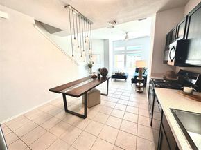 4323 Nitschke ST, Austin TX 78723