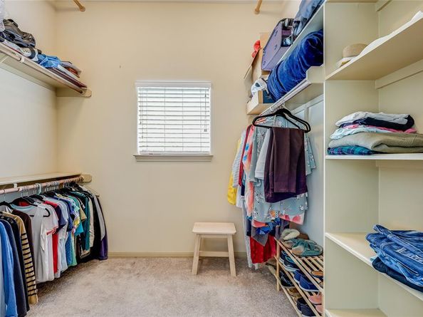 7303 Matisse Pointe DR, Jonestown TX 78645