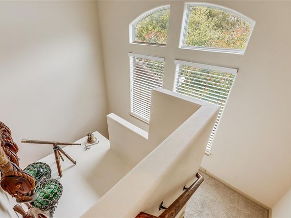 7303 Matisse Pointe DR, Jonestown TX 78645