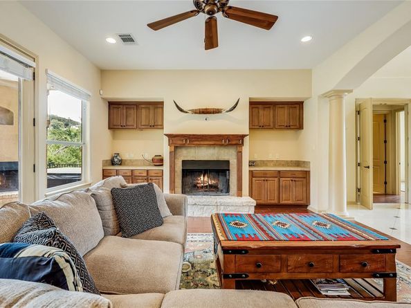 7303 Matisse Pointe DR, Jonestown TX 78645