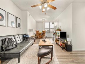 2409 Leon ST 307, Austin TX 78705