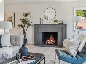7069 Saroni Dr, Oakland CA 94611