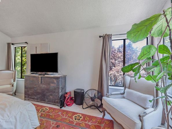 6382 Buena Vista Dr B, Newark CA 94560
