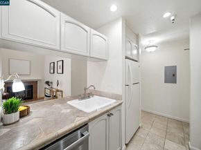 3183 Wayside Plz 320, Walnut Creek CA 94597