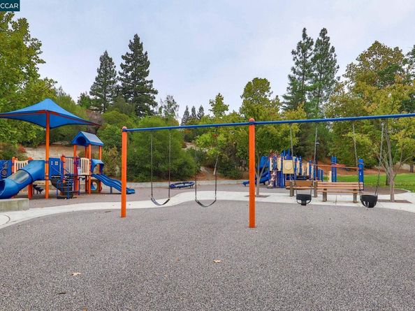 109 Fig Tree Lane, Martinez CA 94553
