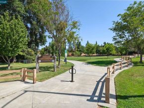 109 Fig Tree Lane, Martinez CA 94553