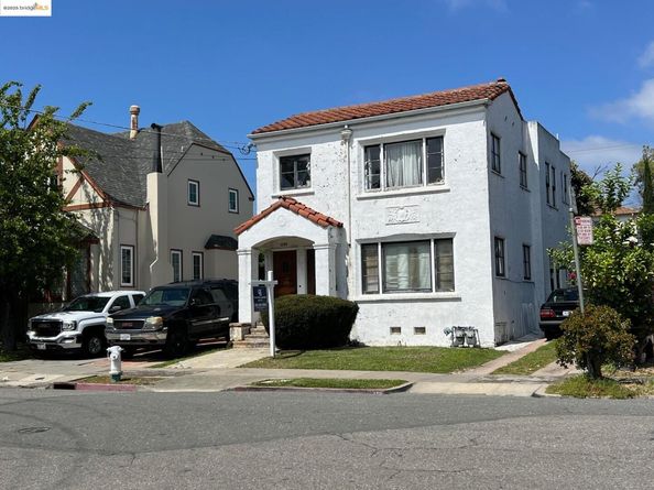 1342 E 31St St, Oakland CA 94602