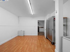8701 International Blvd, Oakland CA 94621