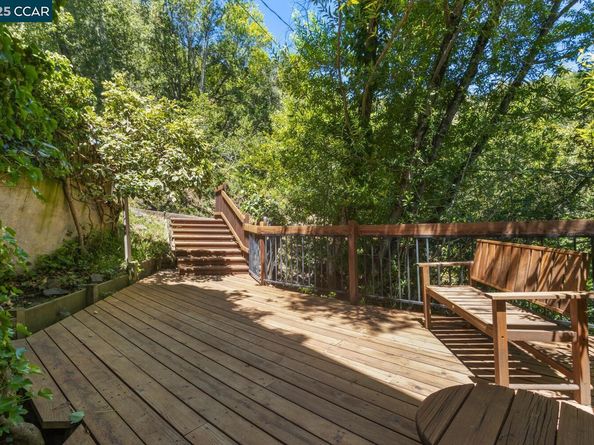 37 20 La Madronal, Orinda CA 94563