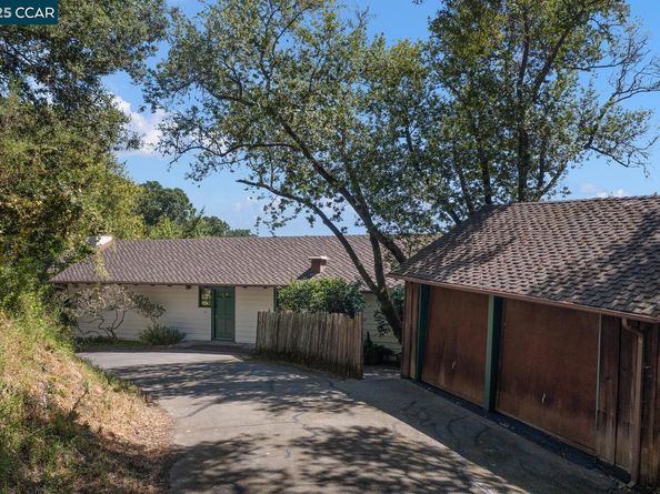 37 20 La Madronal, Orinda CA 94563