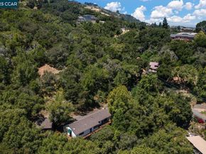 37 20 La Madronal, Orinda CA 94563