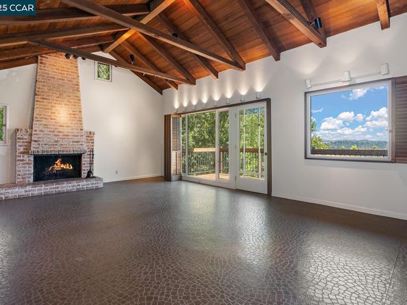37 20 La Madronal, Orinda CA 94563
