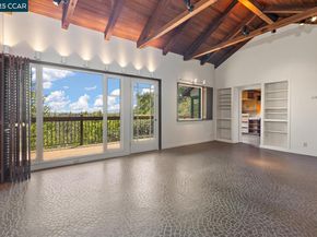37 20 La Madronal, Orinda CA 94563