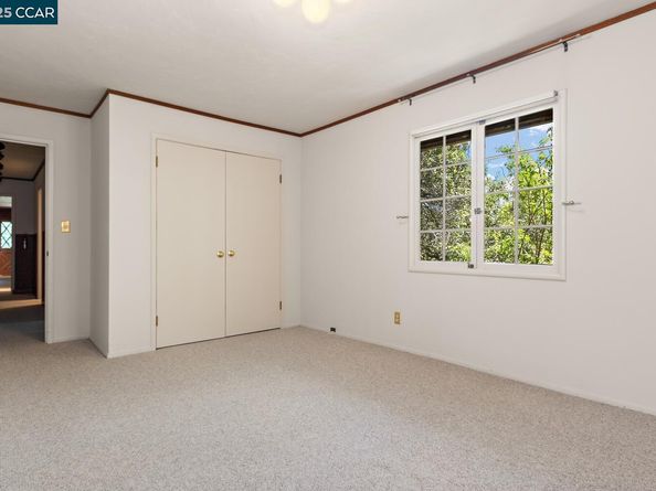 37 20 La Madronal, Orinda CA 94563