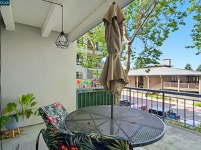 8 Captain dr E259, Emeryville CA 94608