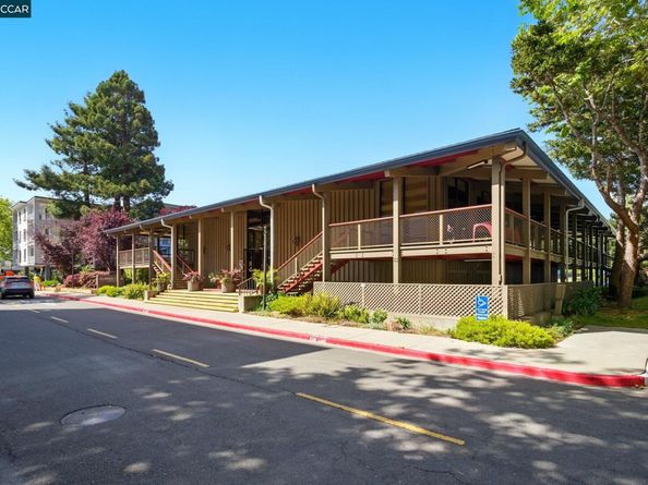 8 Captain dr E259, Emeryville CA 94608