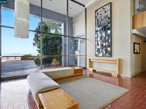 8 Captain dr E259, Emeryville CA 94608