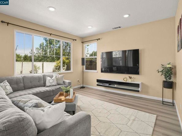 1162 Waverly Cir, Hercules CA 94547