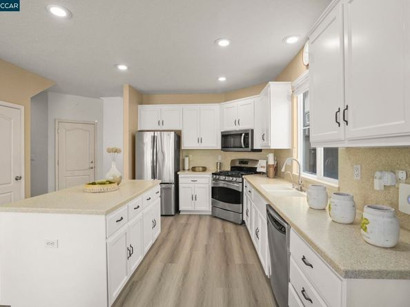 1162 Waverly Cir, Hercules CA 94547
