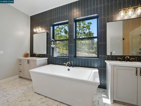 180 Castle Hill Ranch, Walnut Creek CA 94595