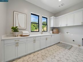 180 Castle Hill Ranch, Walnut Creek CA 94595