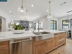 180 Castle Hill Ranch, Walnut Creek CA 94595