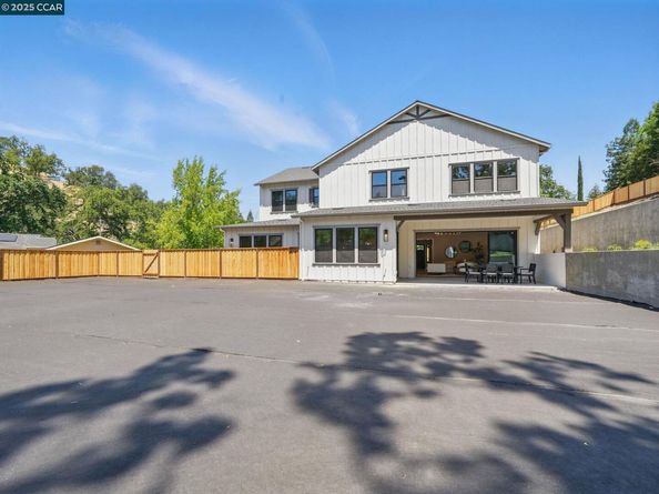 180 Castle Hill Ranch, Walnut Creek CA 94595