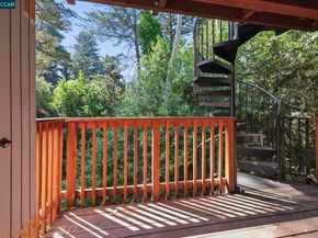 6956 Sayre Dr, Oakland CA 94611