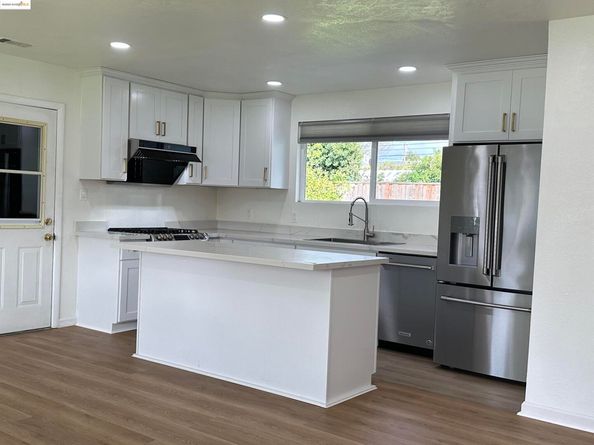 3242 Ida Dr, Concord CA 94519