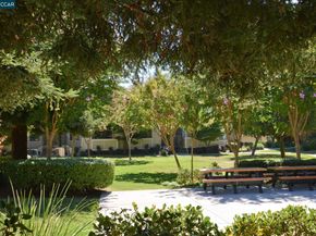 3048 Fostoria Cir, Danville CA 94526