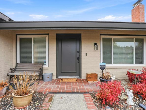 4490 Buckthorn Ct, Concord CA 94521