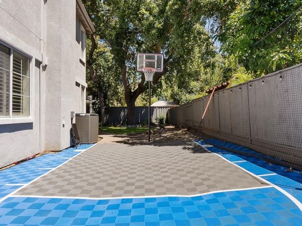 192 Mayhew Way, Walnut Creek CA 94597