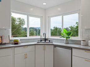 5 Wanda Ln, Orinda CA 94563