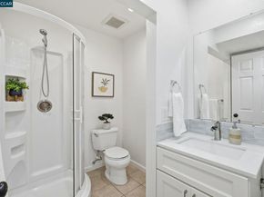 1195 Kenwal Rd B, Concord CA 94521