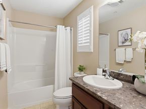 152 Heligan Lane 15, Livermore CA 94551