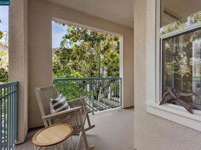 1840 Tice Creek 2217, Walnut Creek CA 94595