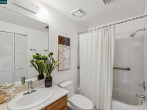 1840 Tice Creek 2217, Walnut Creek CA 94595