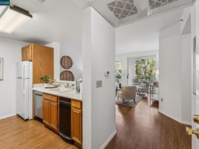 1840 Tice Creek 2217, Walnut Creek CA 94595
