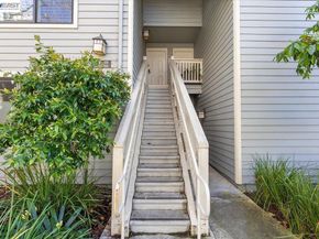 130 Lakeshore Ct, Richmond CA 94804