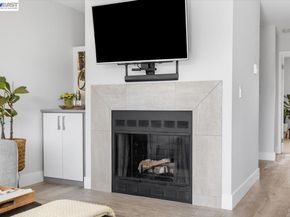 130 Lakeshore Ct, Richmond CA 94804