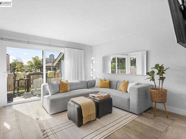 130 Lakeshore Ct, Richmond CA 94804