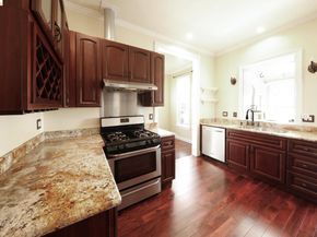 1655 12th Street, Oakland CA 94607