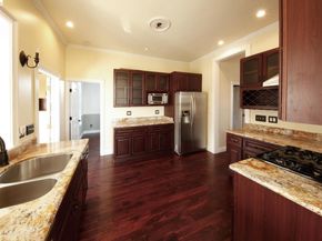 1655 12th Street, Oakland CA 94607