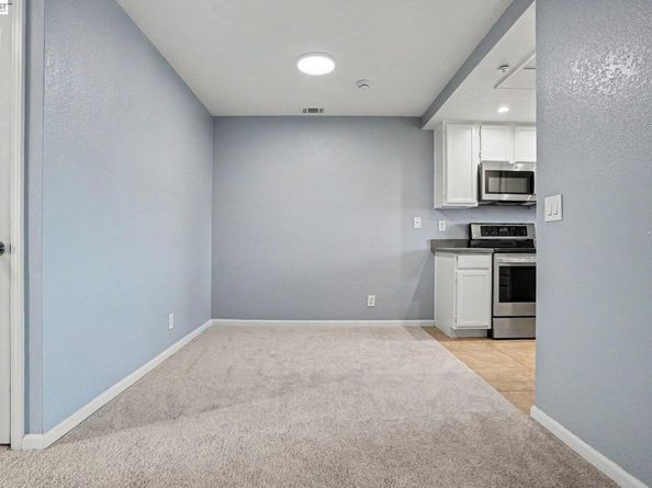 148 Anderly Ct 6, Hayward CA 94541
