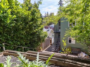 3955-3957 Canon Ave, Oakland CA 94602