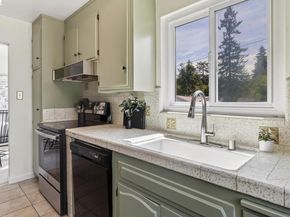 3955-3957 Canon Ave, Oakland CA 94602