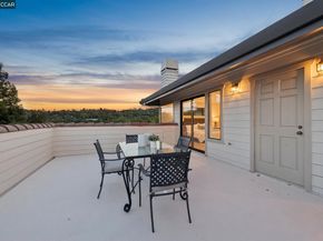 6 Tanglewood Lane, Lafayette CA 94549