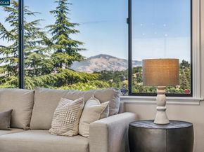 6 Tanglewood Lane, Lafayette CA 94549