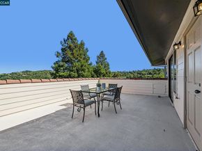 6 Tanglewood Lane, Lafayette CA 94549