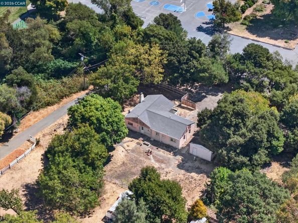 31 Laurel Ln., Richmond CA 94803
